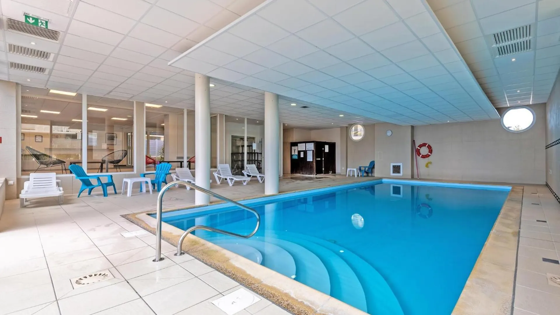 Apartment By The Sea With Indoor Pool Plougonvelin