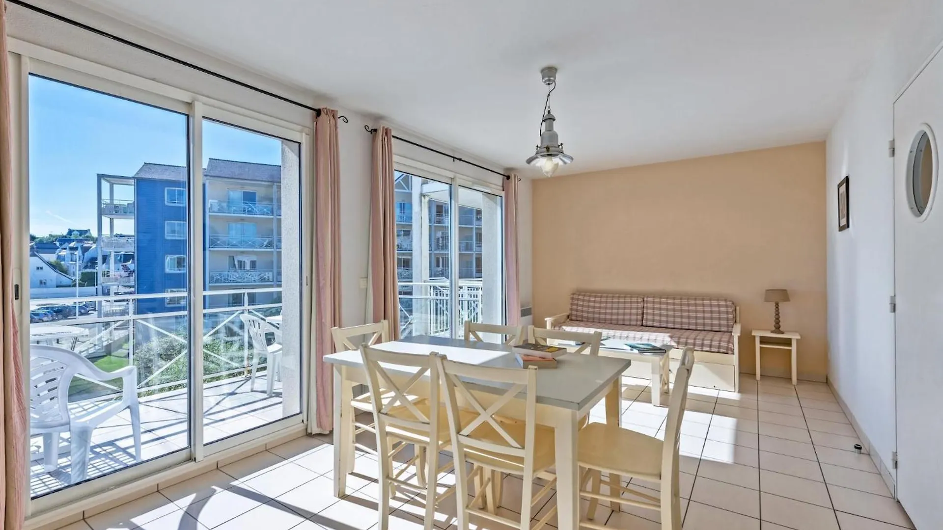 Apartment By The Sea With Indoor Pool Plougonvelin Frankrijk